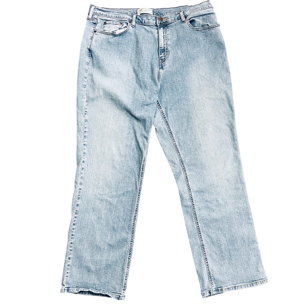 Vintage Levi Strauss Stretch Mid Rise Bootcut Jeans Women 24W Medium Light‎ Wash